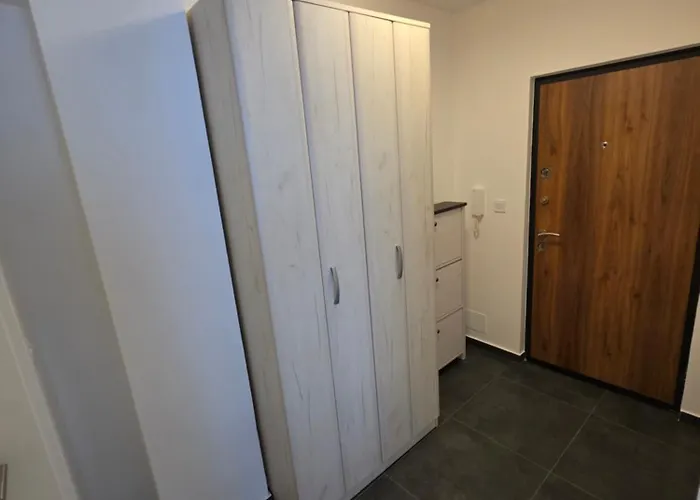 Apartman Stan Na Dan Zaga Profesora Esada Pitica 7 Brčko